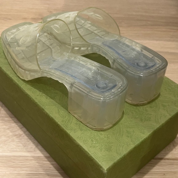 GUCCI CLEAR JELLY MULES - Picture 3 of 5